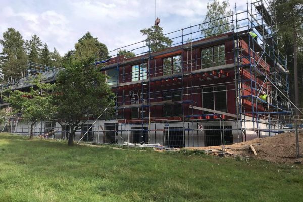 121494752_256960875734778_9121515264242544101_n